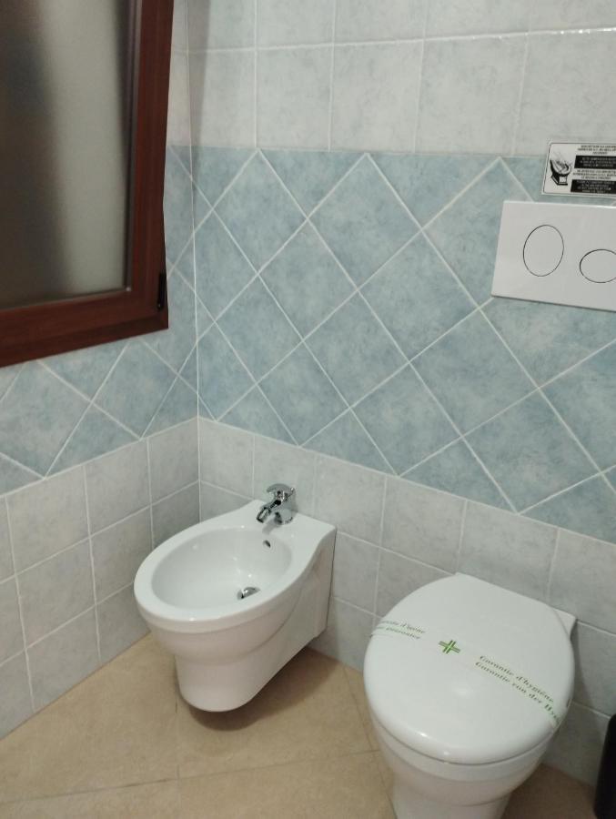 Affitta Camere Zio Peppe San Teodoro  Esterno foto