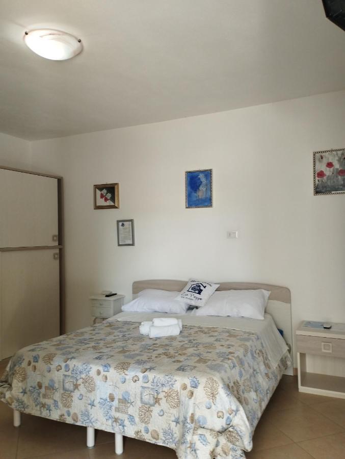 Affitta Camere Zio Peppe San Teodoro  Esterno foto