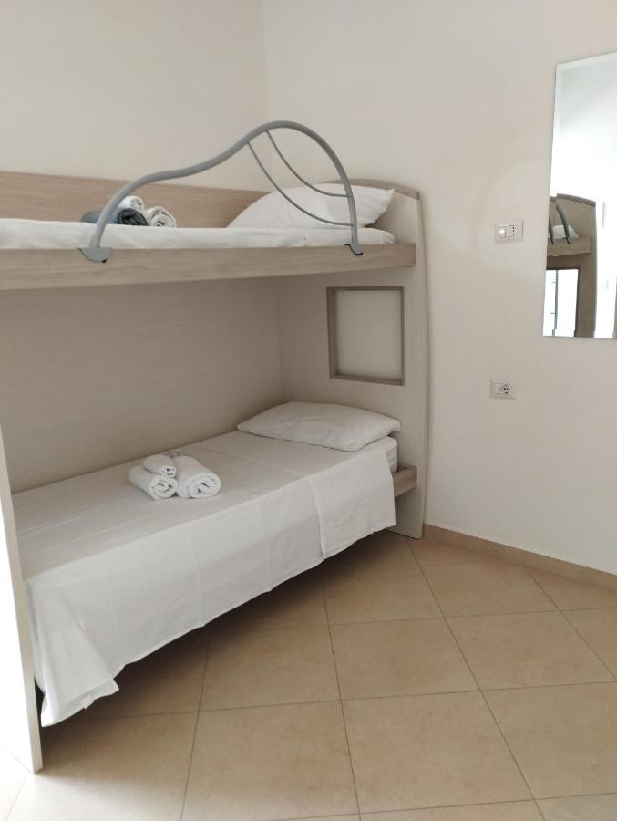 Affitta Camere Zio Peppe San Teodoro  Esterno foto