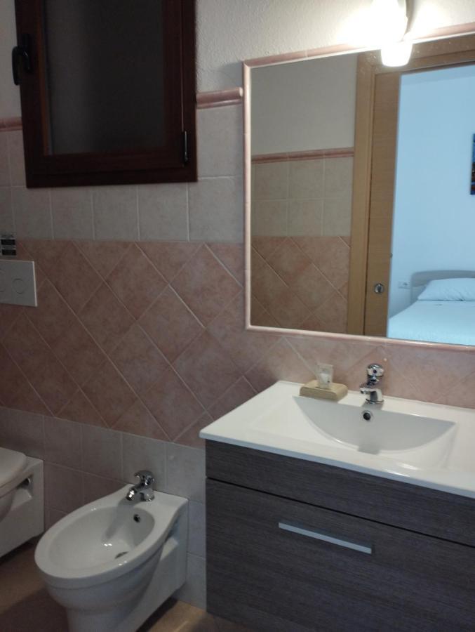 Affitta Camere Zio Peppe San Teodoro  Esterno foto